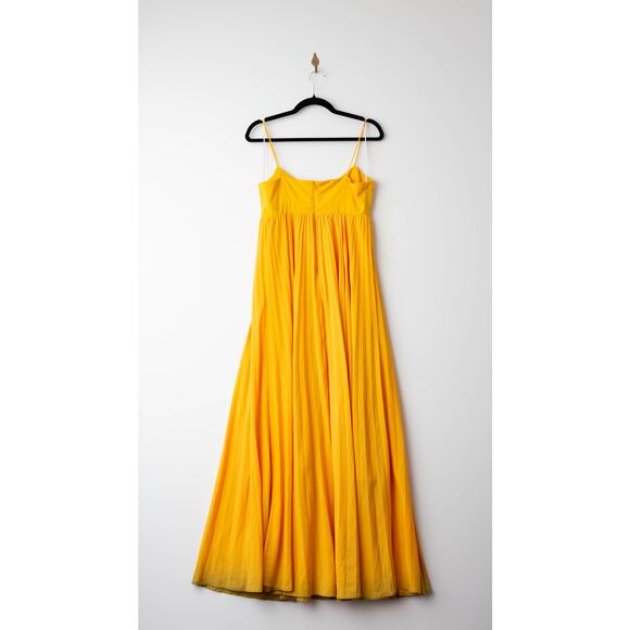Obando x RTR Honeycomb Gown Yellow Crepe Maxi - Picture 5 of 8